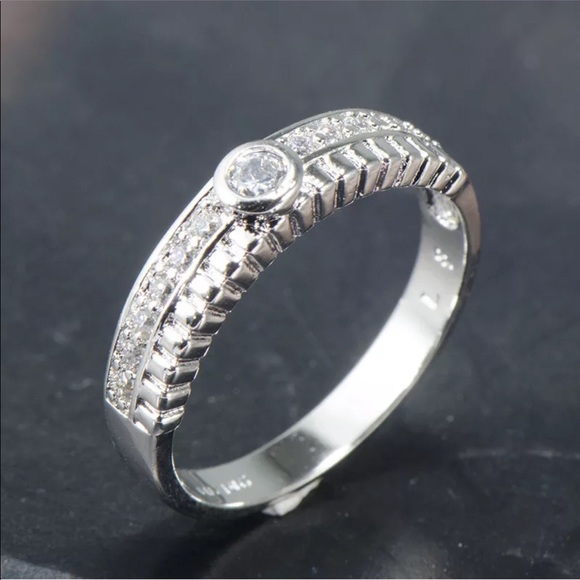14k white gold plated ring band wedding diamond sz 8 - Picture 2 of 8